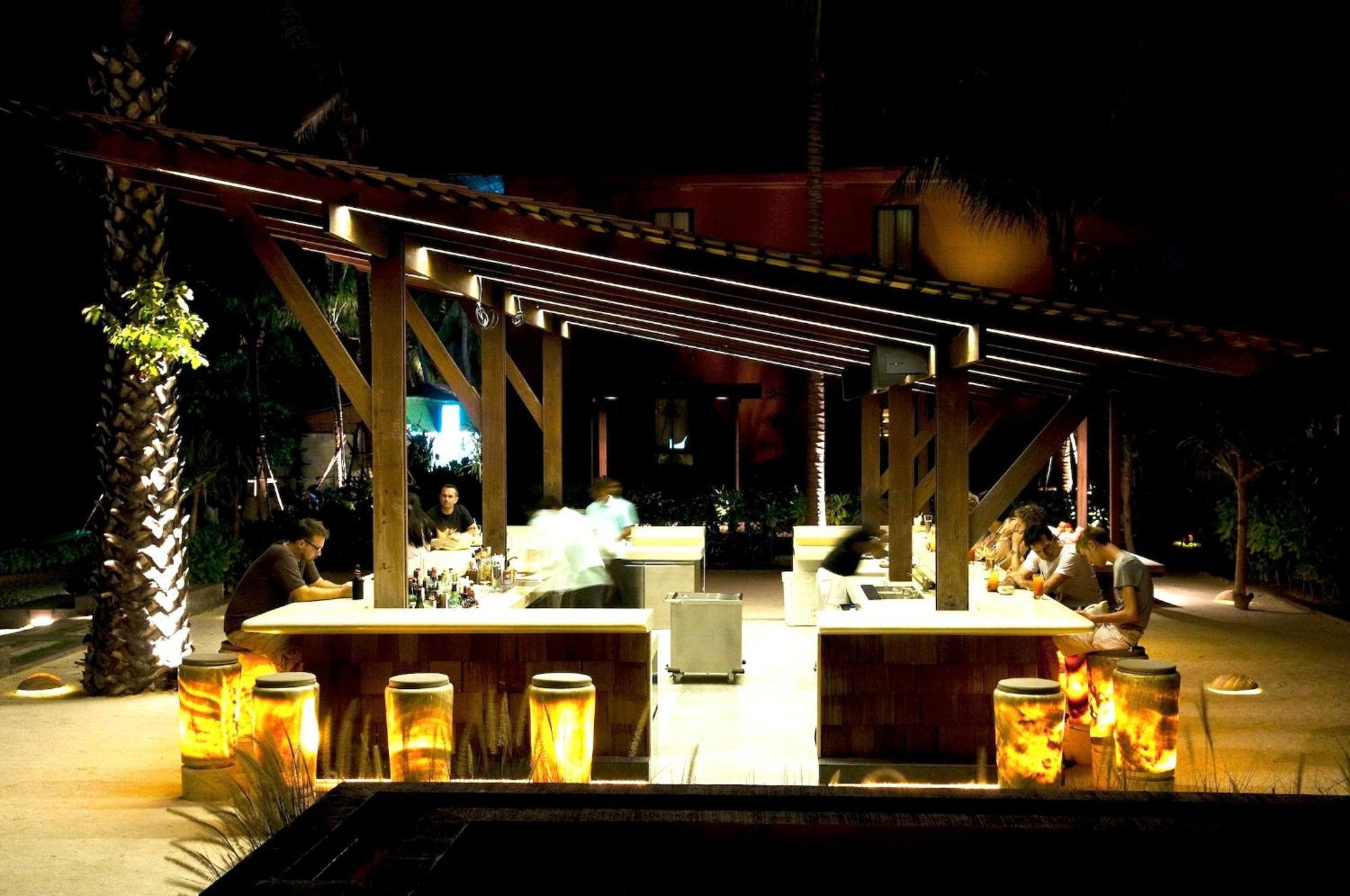 Hansar Samui Resort & Spa - Sha Extra Plus Бофут Екстериор снимка The bar at the beach